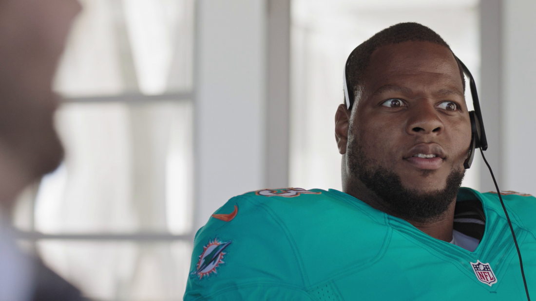 Thumbnail for NFL on Xbox: Making Friends with Ndamukong Suh