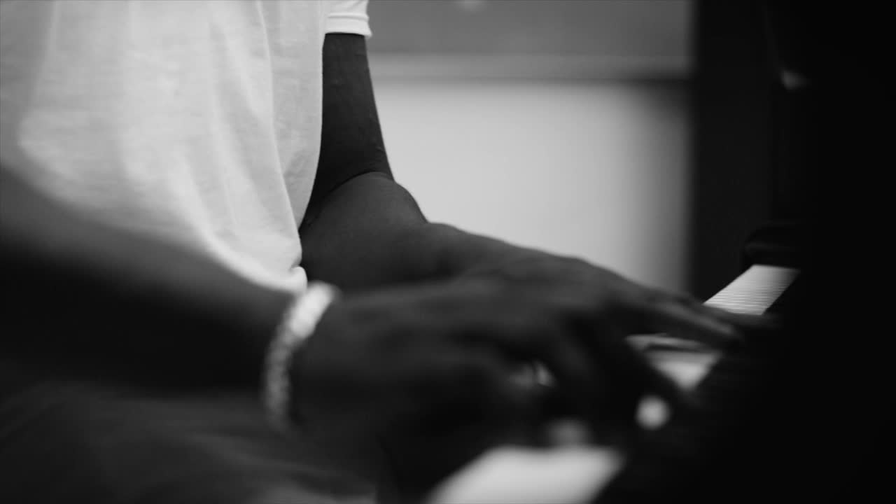 Thumbnail for Make Believe Happen - Make Music Happen - Chad Thomas