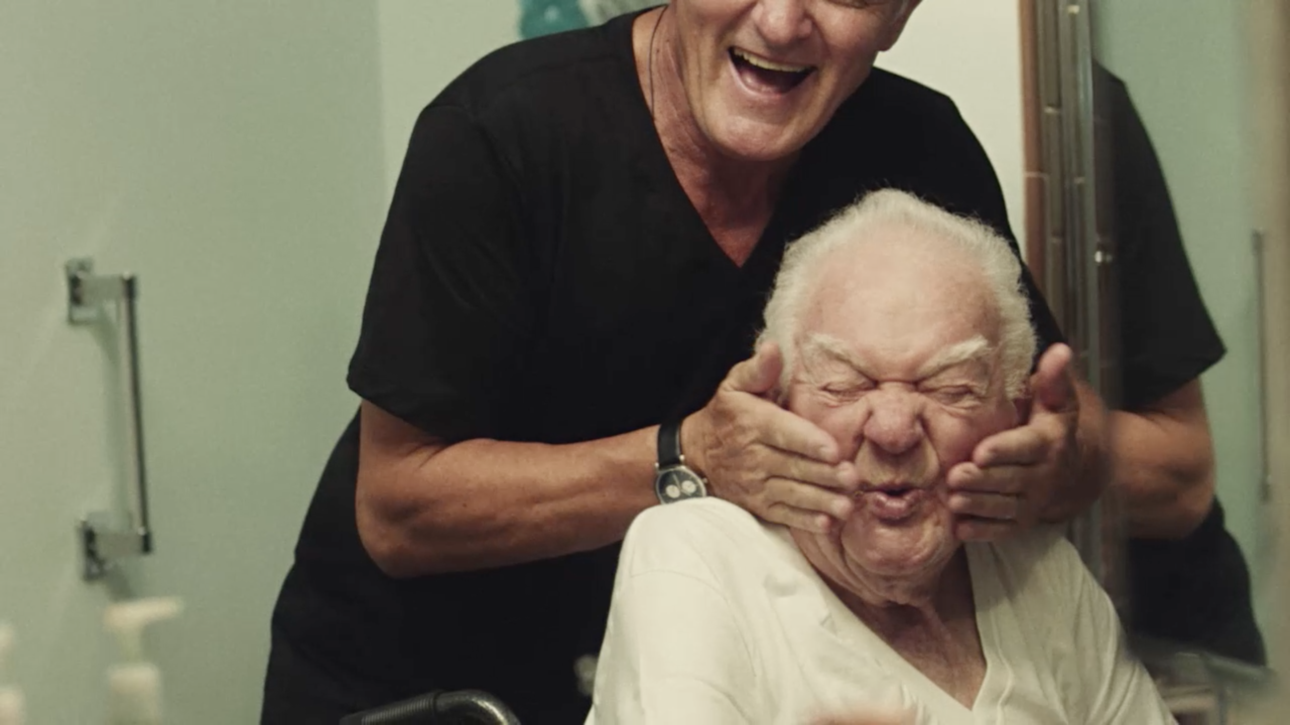 Gillette skinguard razor image