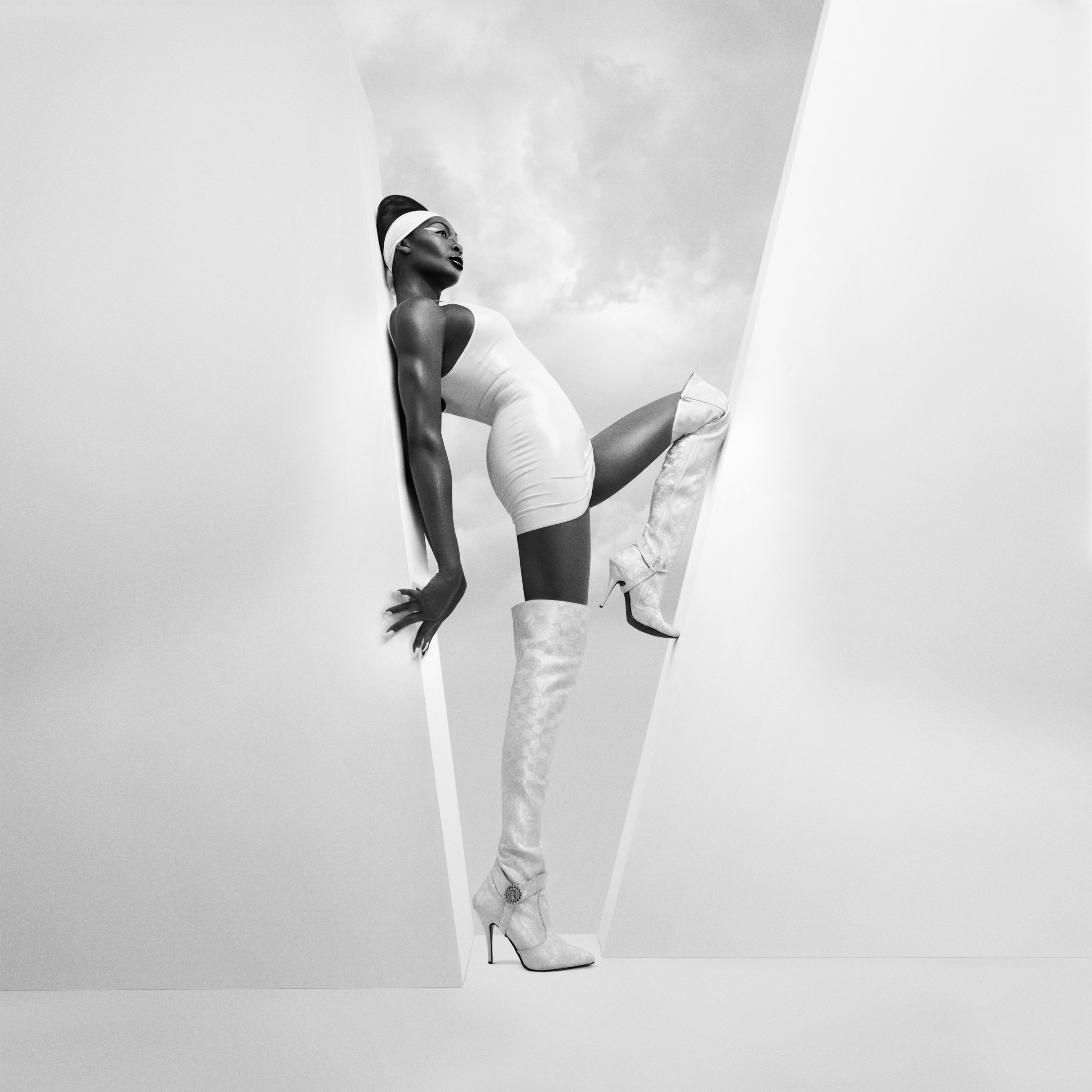 Thumbnail for Pose - Elektra