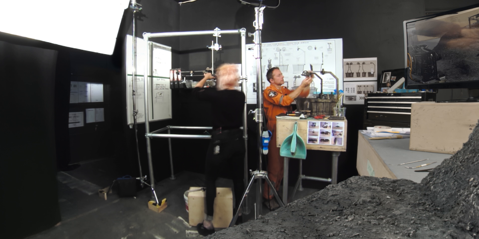 Thumbnail for Isle of Dogs Behind the Scenes (in Virtual Reality)